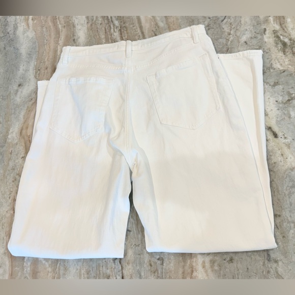 Women’s ABERCROMBIE & FITCH The Ankle Straight Ultra High Rise white jean Sz 10 - Picture 10 of 10